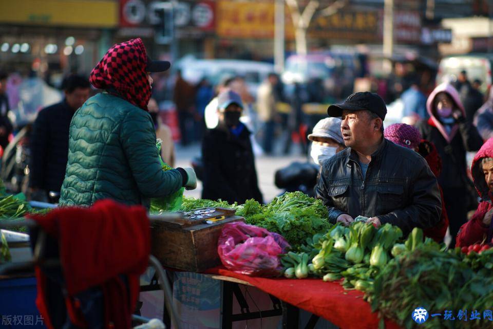 实体店大量倒闭跟电商无关，真正的原因有3个：资本是罪魁祸首