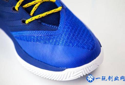 最强库里战靴！Under Armour Curry 3 实战测评