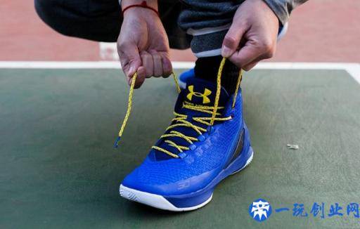 最强库里战靴！Under Armour Curry 3 实战测评