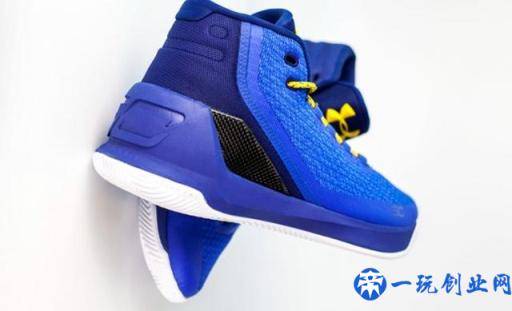 最强库里战靴！Under Armour Curry 3 实战测评