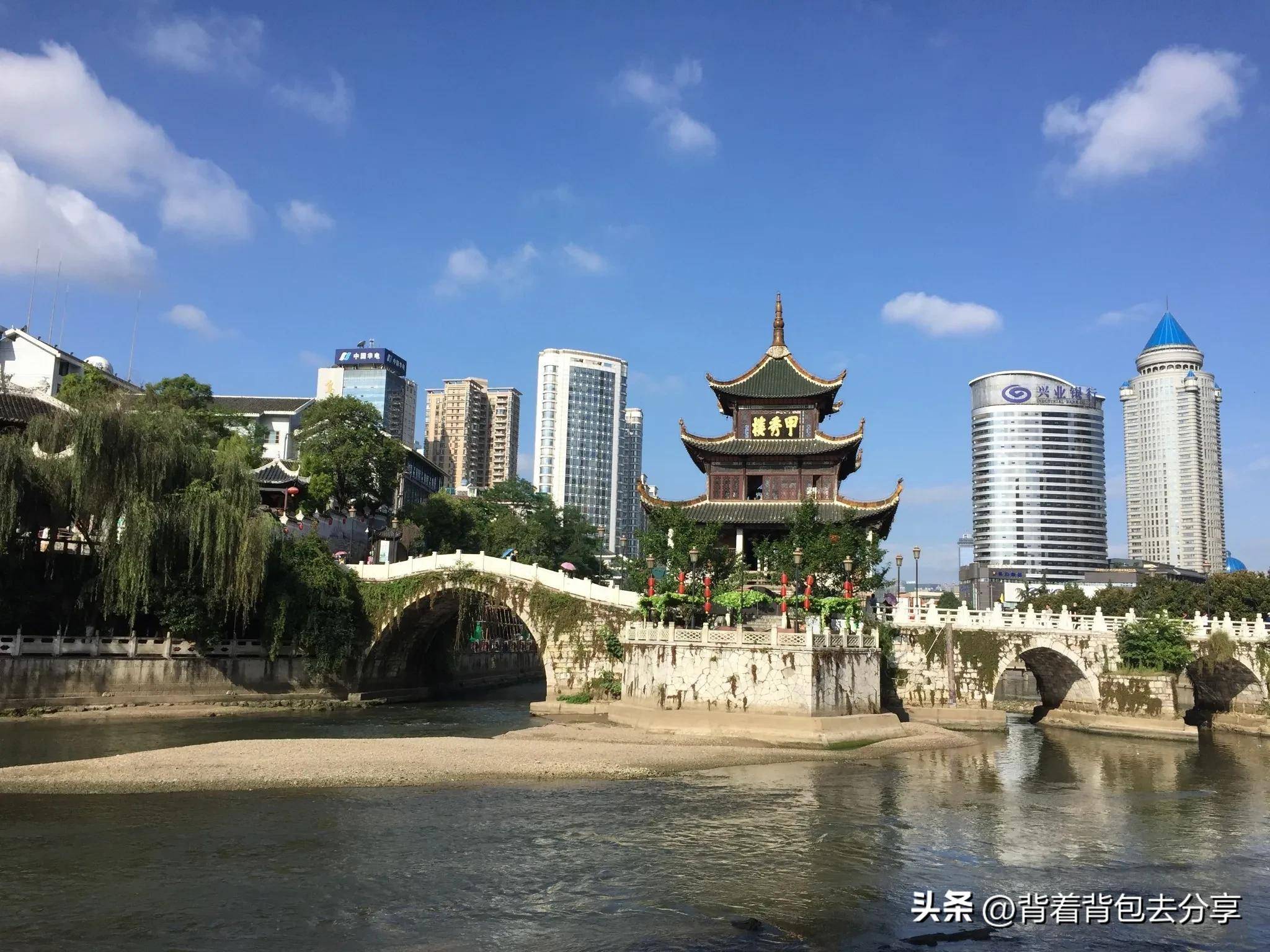 贵州旅游十大景点排名(贵州自驾游最美的10个地方推荐)