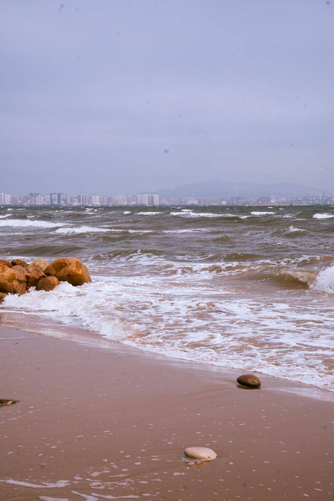 秦皇岛黄金海岸旅游攻略(秦皇岛黄金海岸好玩吗)