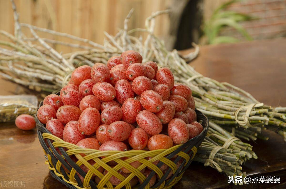 酸溜溜的什么食物(什么水果是酸溜溜的)