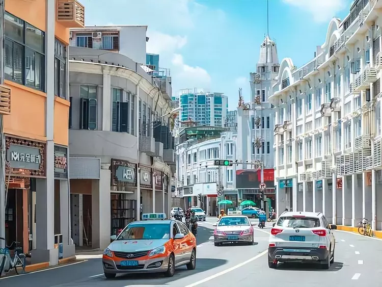 现在去哪旅游最合适国内(国内绝美的七座暖冬城市)