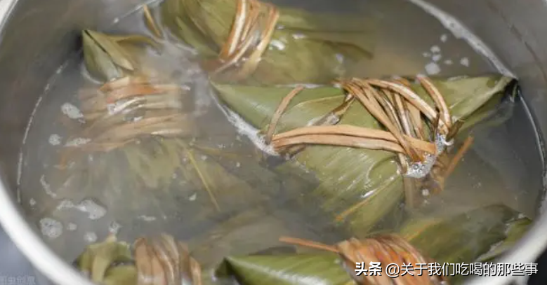 冷水煮粽子需要多长时间(煮粽子用冷水还是开水)