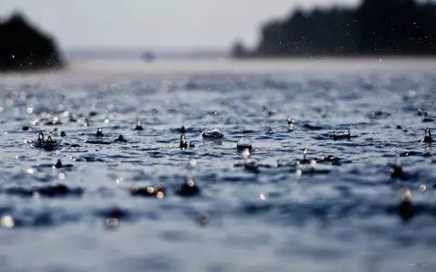 下雨了是什么意思(为什么天空会下雨)