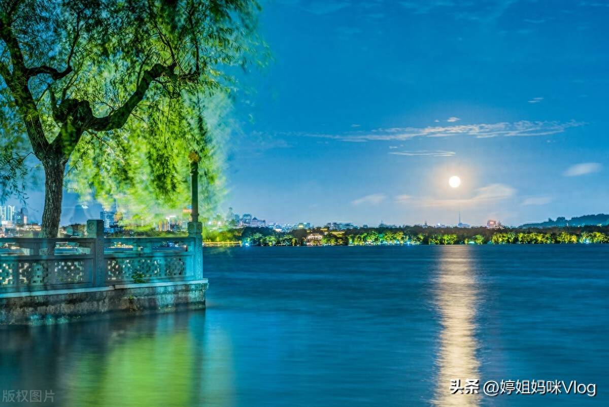 西湖十景是哪10景(杭州西湖十大景点名称)