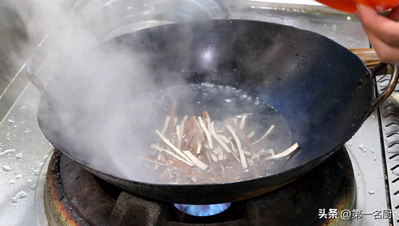 低卡路里减肥食谱(分享4道减肥餐菜谱)