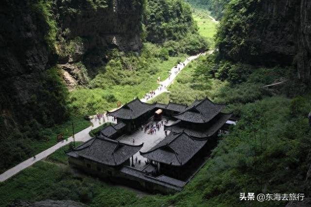 重庆旅游必去景点(重庆最值得游玩的十个地方)