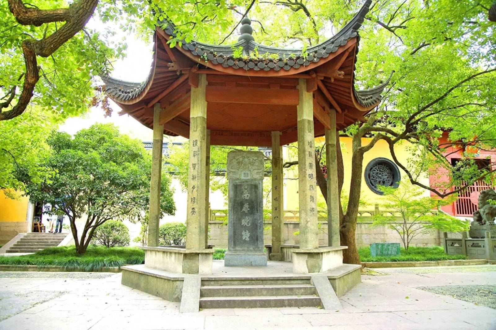 西湖十景是哪10景(杭州著名旅游景点有哪些)