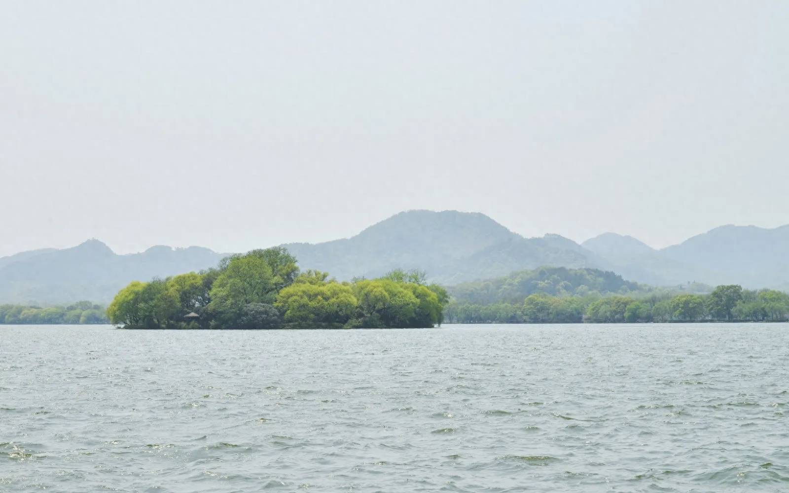 西湖十景是哪10景(杭州著名旅游景点有哪些)