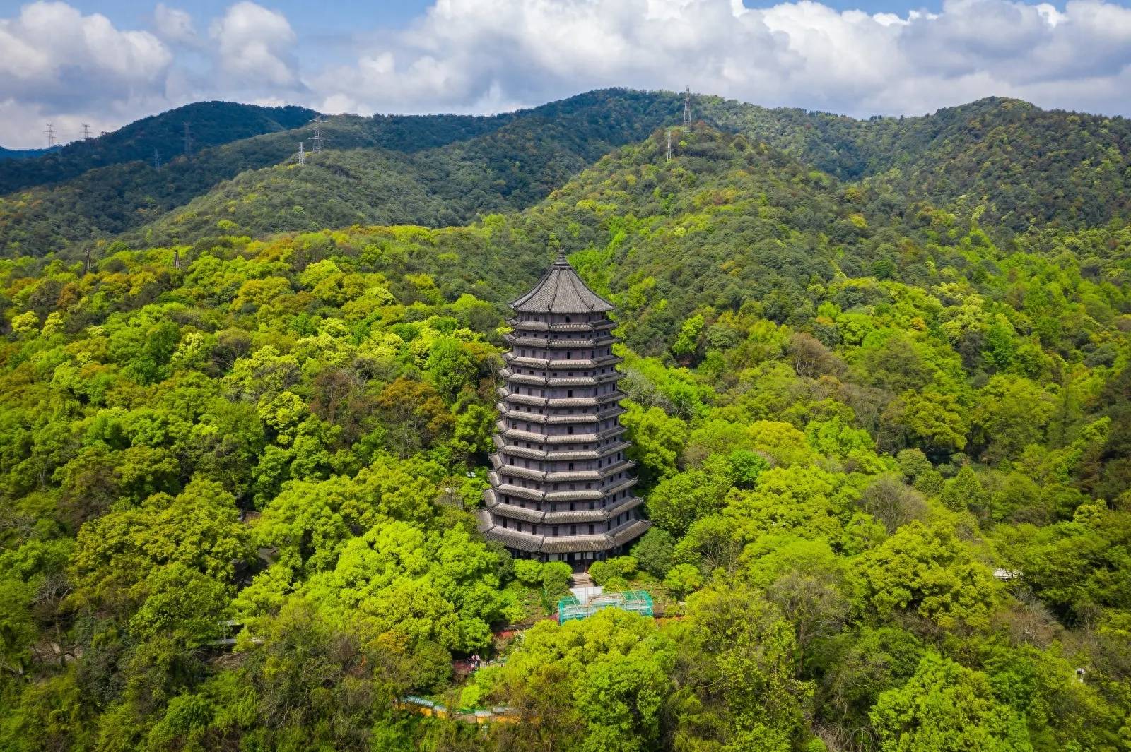 西湖十景是哪10景(杭州著名旅游景点有哪些)