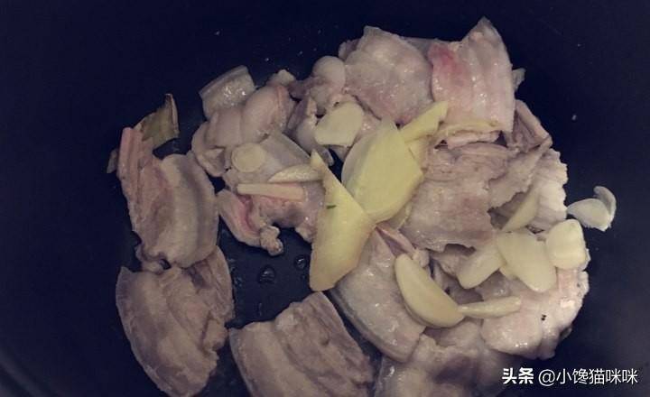 尖椒五花肉的做法简单(青椒炒五花肉怎样炒好吃)