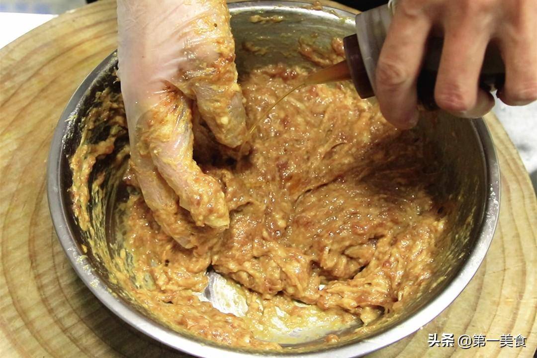 饺子馅怎么调好吃(饺子馅的正确做法)