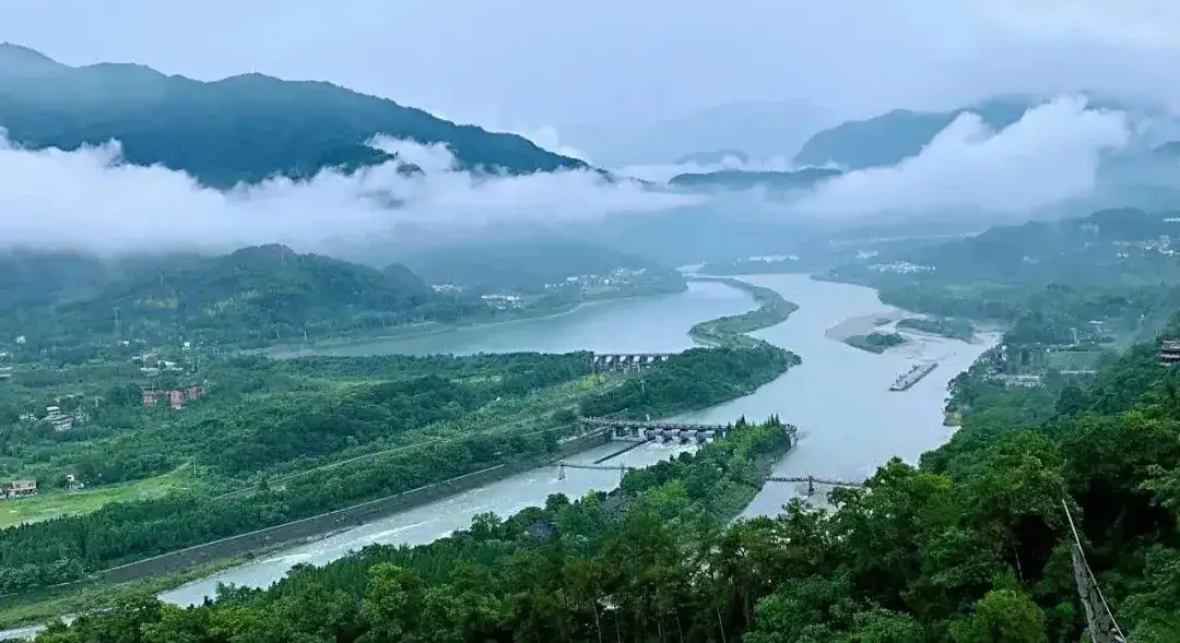 成都必去景点大全排名(成都旅游十大景点)