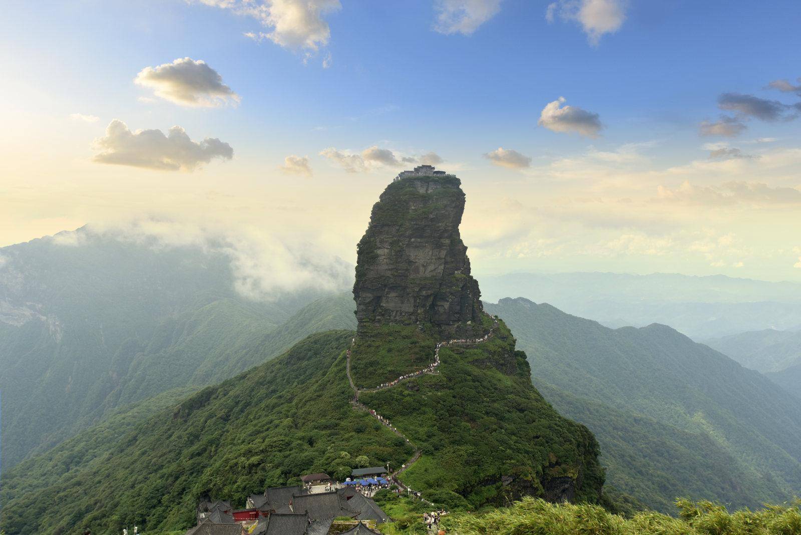 贵州旅游景点大全(贵州十大最受欢迎景点)